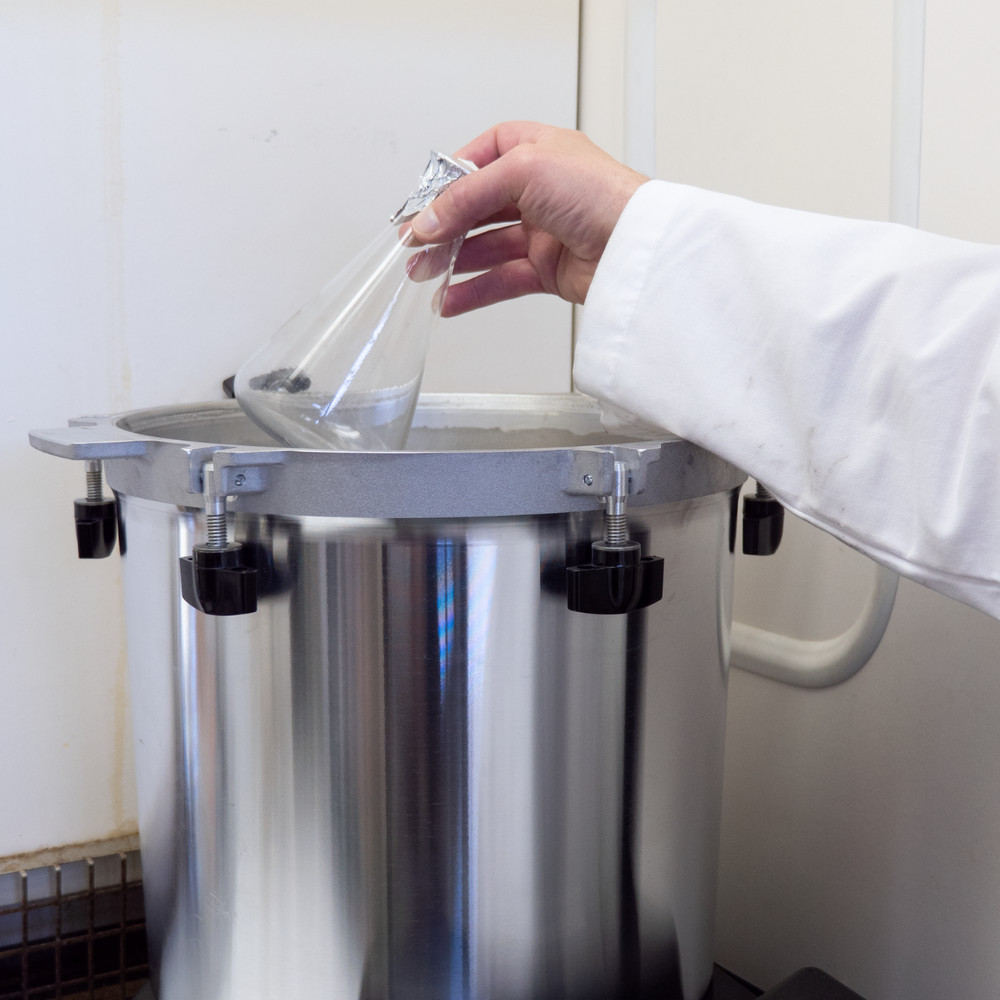 All-American 41.5 Quart Electric Sterilizer Pressure Cooker – 120 Volt, 50/60 Hz