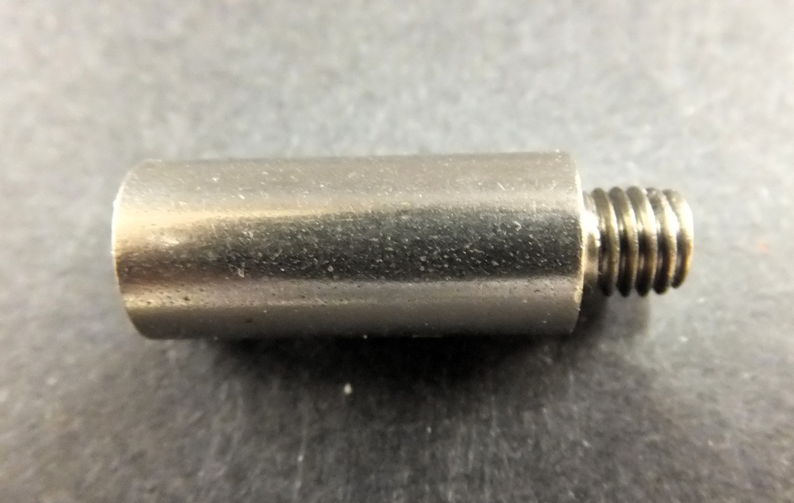 NFLSSSD51634 5316, 5/16 x 3/4 w/M5 x 3/16, STAINLESS, NON FLANGED, SHLDR CD STUD