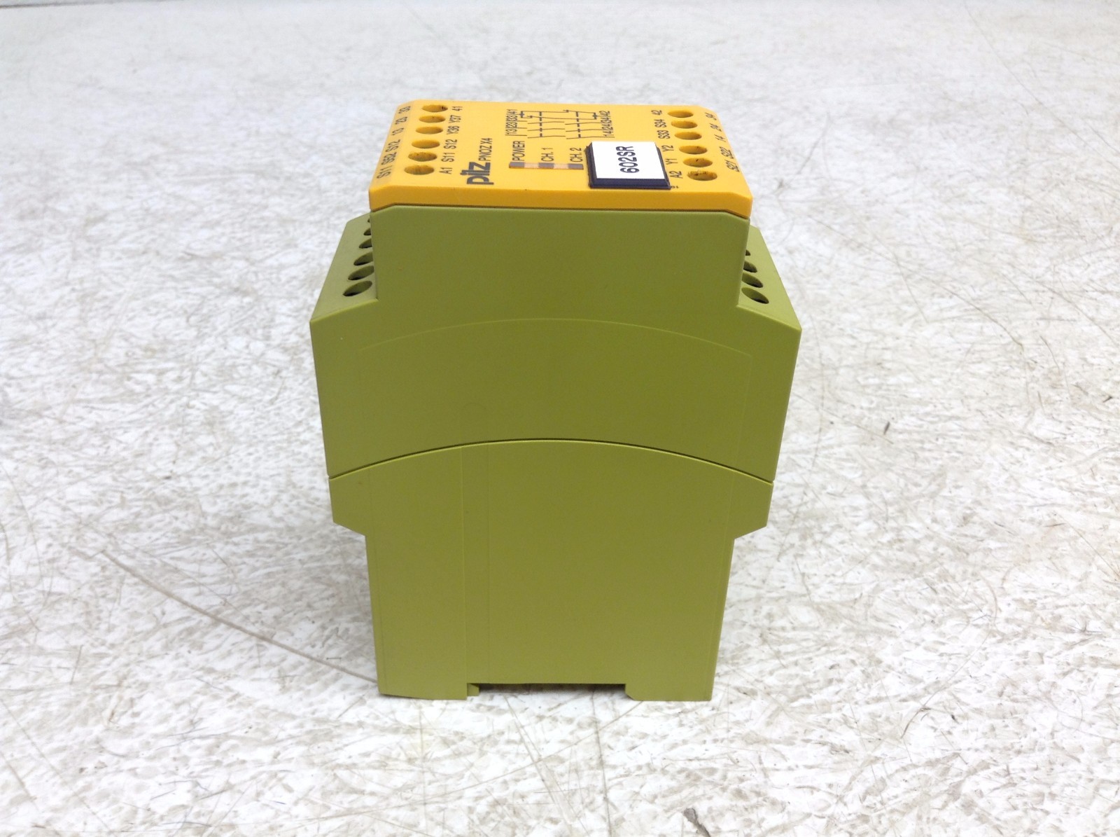 Pilz PNOZ X4 24VDC 3n/o 1n/c 24 VDC Safety Relay PNOZX4 (TSC)