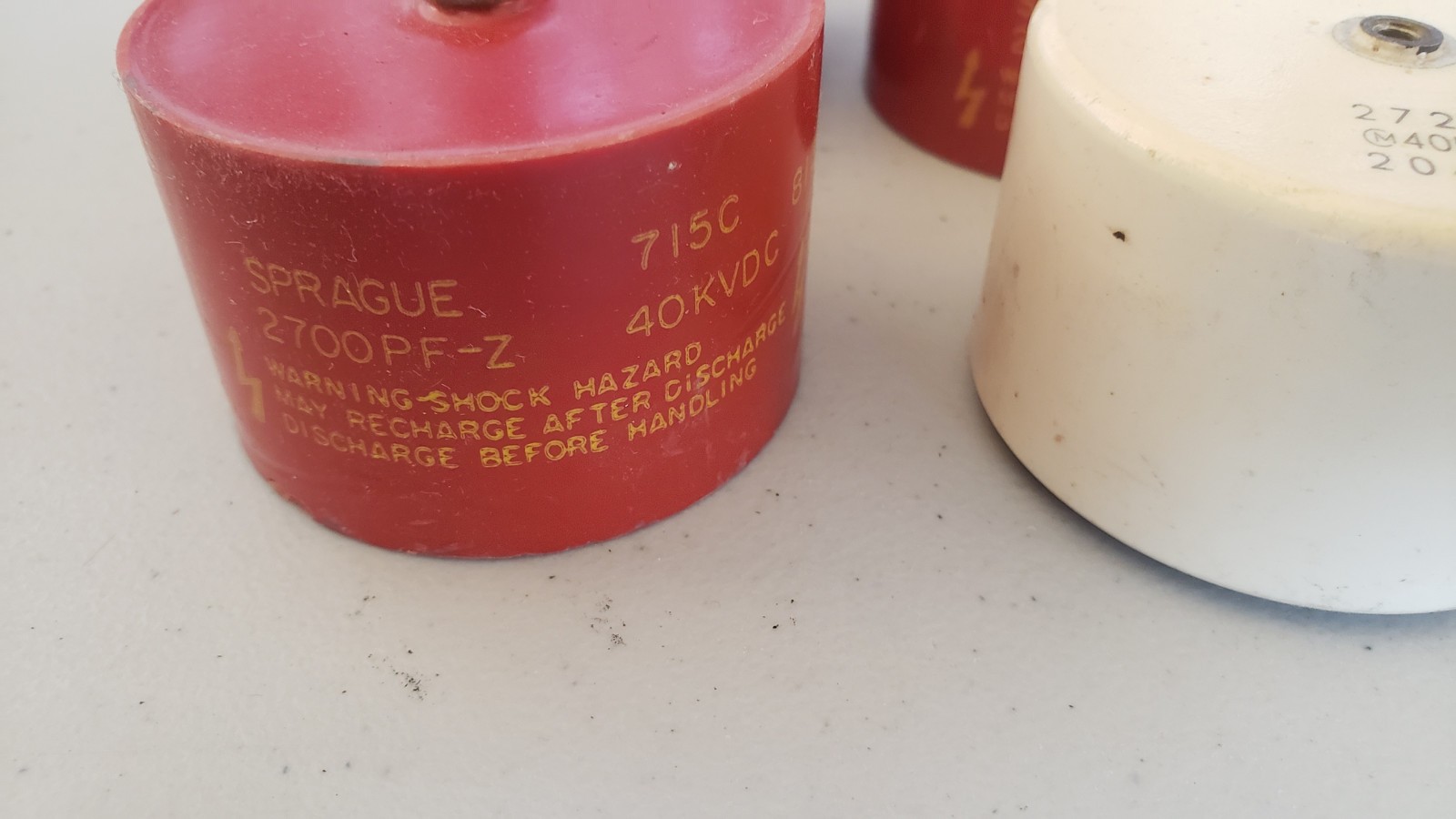 Lot of 6 Sprague 715C 2700pF 40KVDC Doorknob Capacitors, +3 Doorknob Sprague