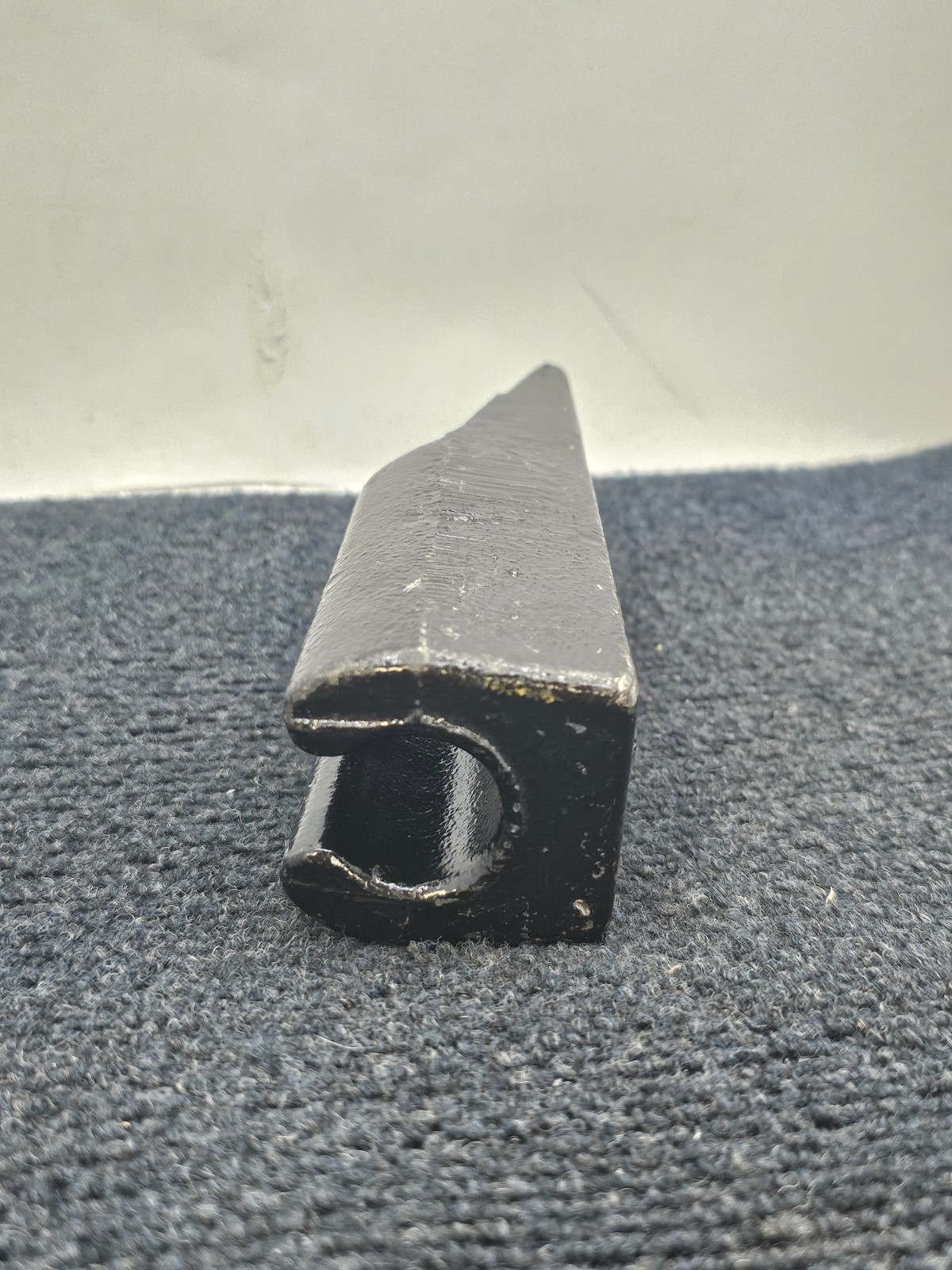 1266753H1 Scarifier Tip Fits Select Gallion, Komatsu Motor Graders – Black