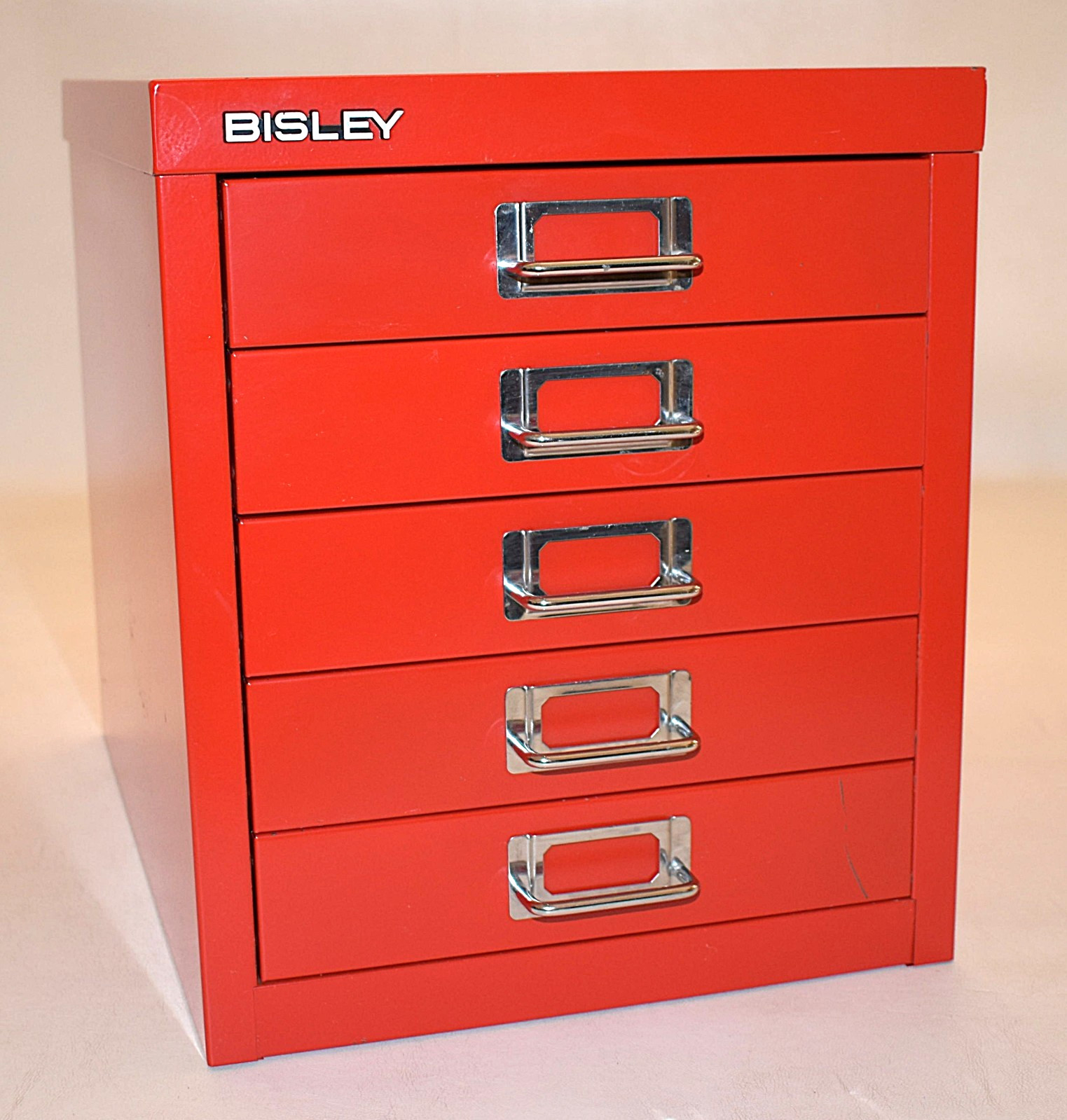 Bisley 5 Drawer Cabinet Inserts Red Metal Exc Cond 15” deep x 13” ht x 11” wide