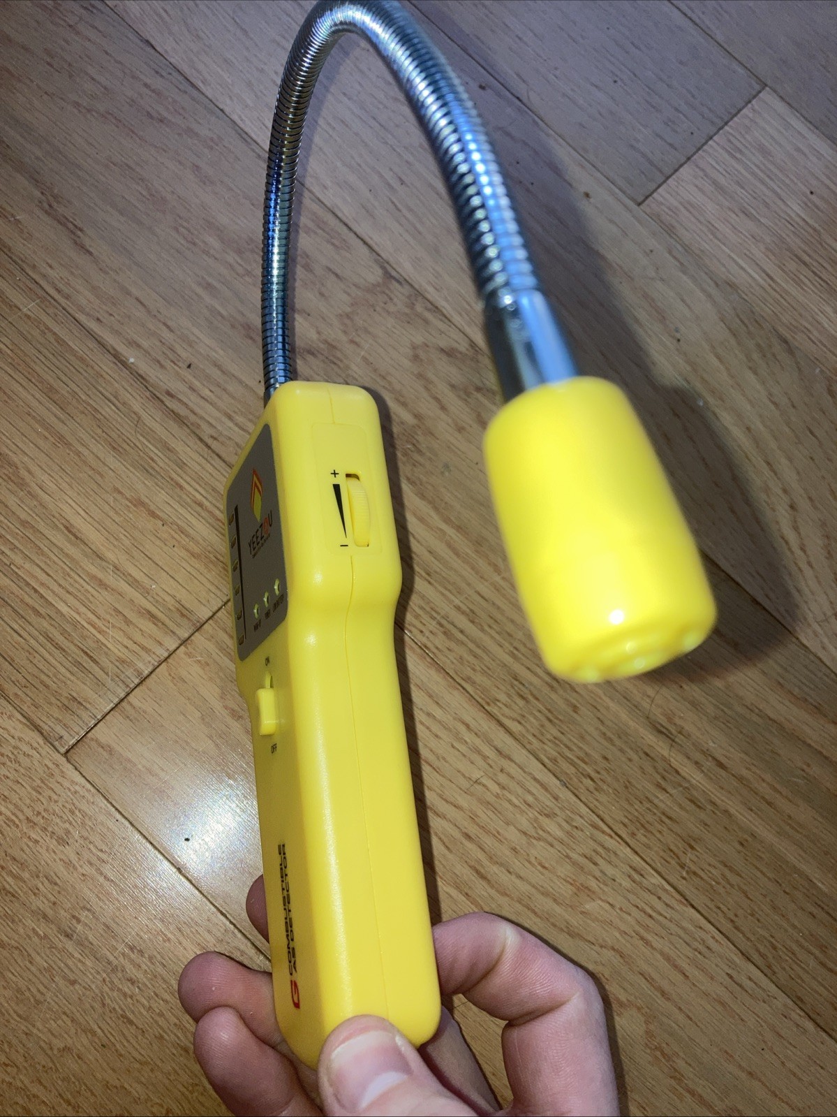 Yeezou Combustible Gas Detector, Sound & Light Alarm, Y201
