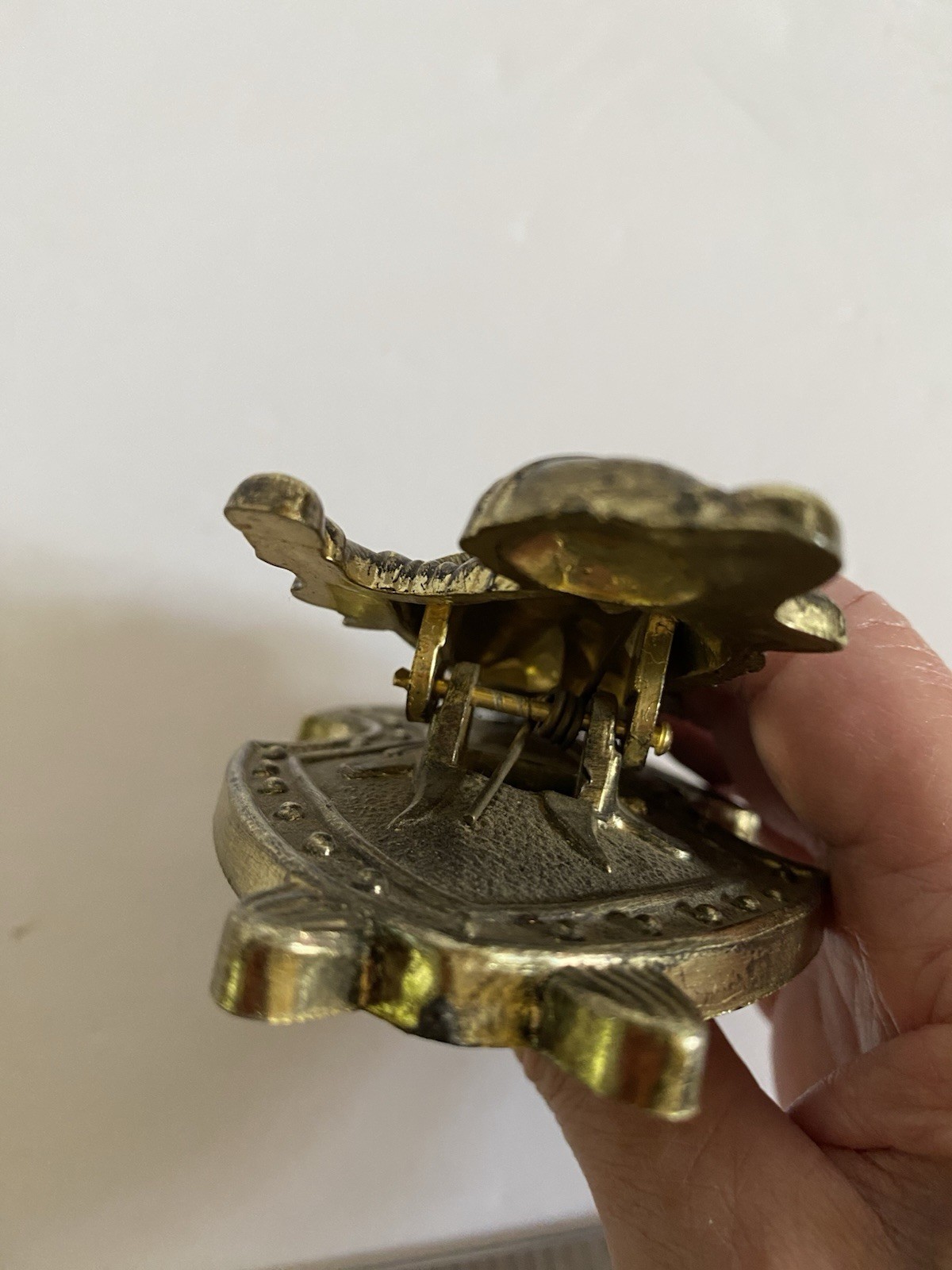Medieval Knight with Shield Gold Tone Plastic Letter Note Clip Hong Kong Vtg