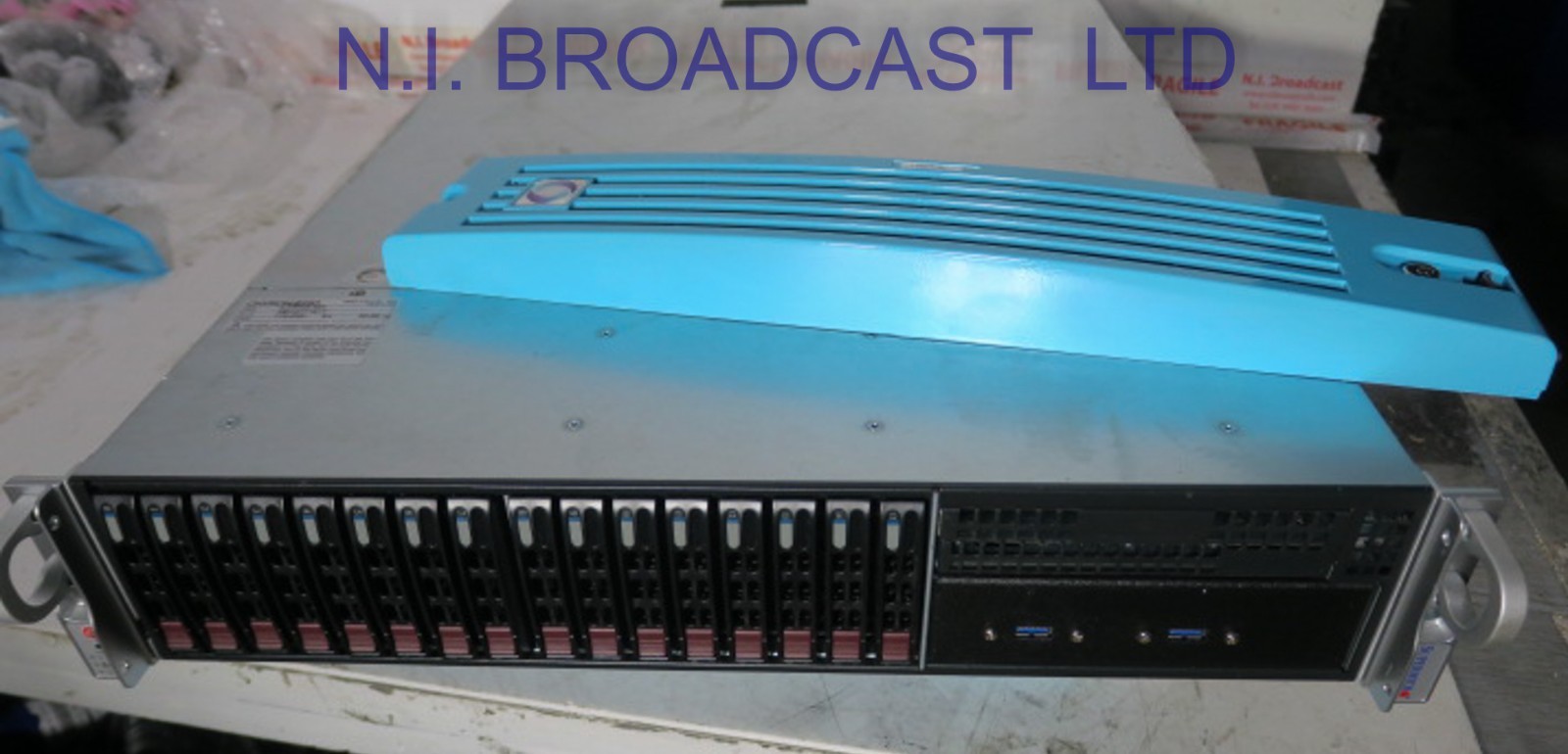Chyron Hego lyricX  3G/ HD graphics system, + 8x 512gb  SSD (Lyric pro V8.7