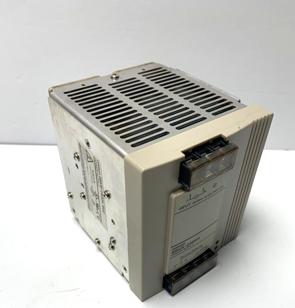 Omron S8VS-24024/ED2 Solid State Power Supply