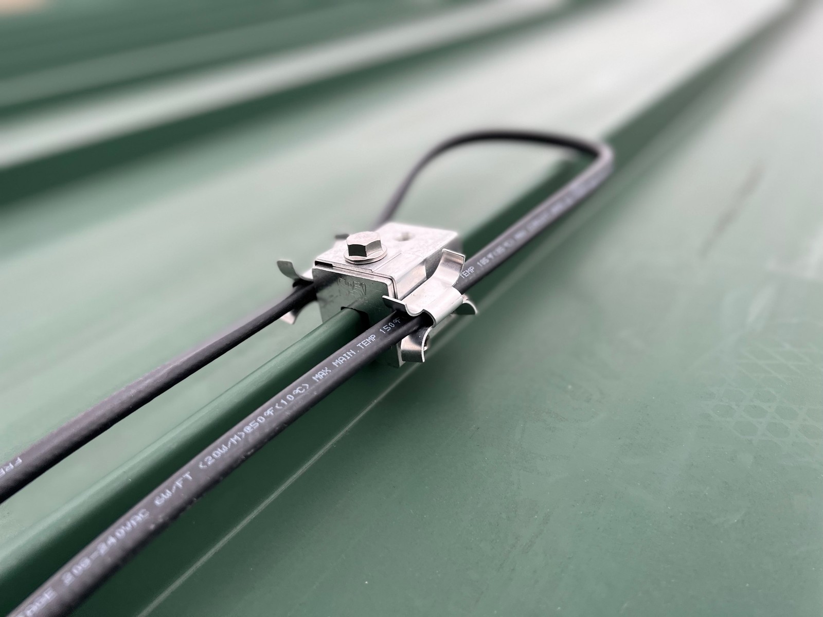 IDP-S5-SR-10 Standing Seam 10 Roof Clips