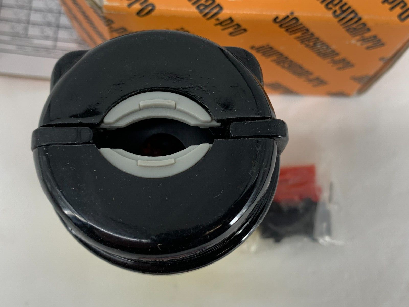 Journeyman-Pro HJP-2713 30A Locking 3P 125/250V NEMA L14-30 Plug Black