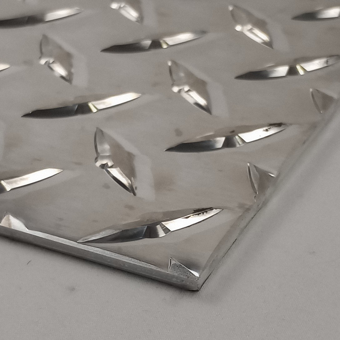 12″ x 12″ Diamond Plate Aluminum .125″ Thick (1/8 in) – Treadplate, 3003 Alloy