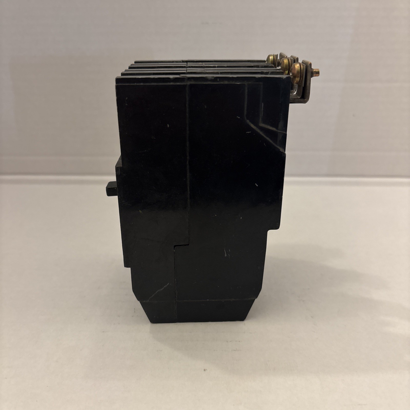 GE TEY TEY340 Circuit Breaker