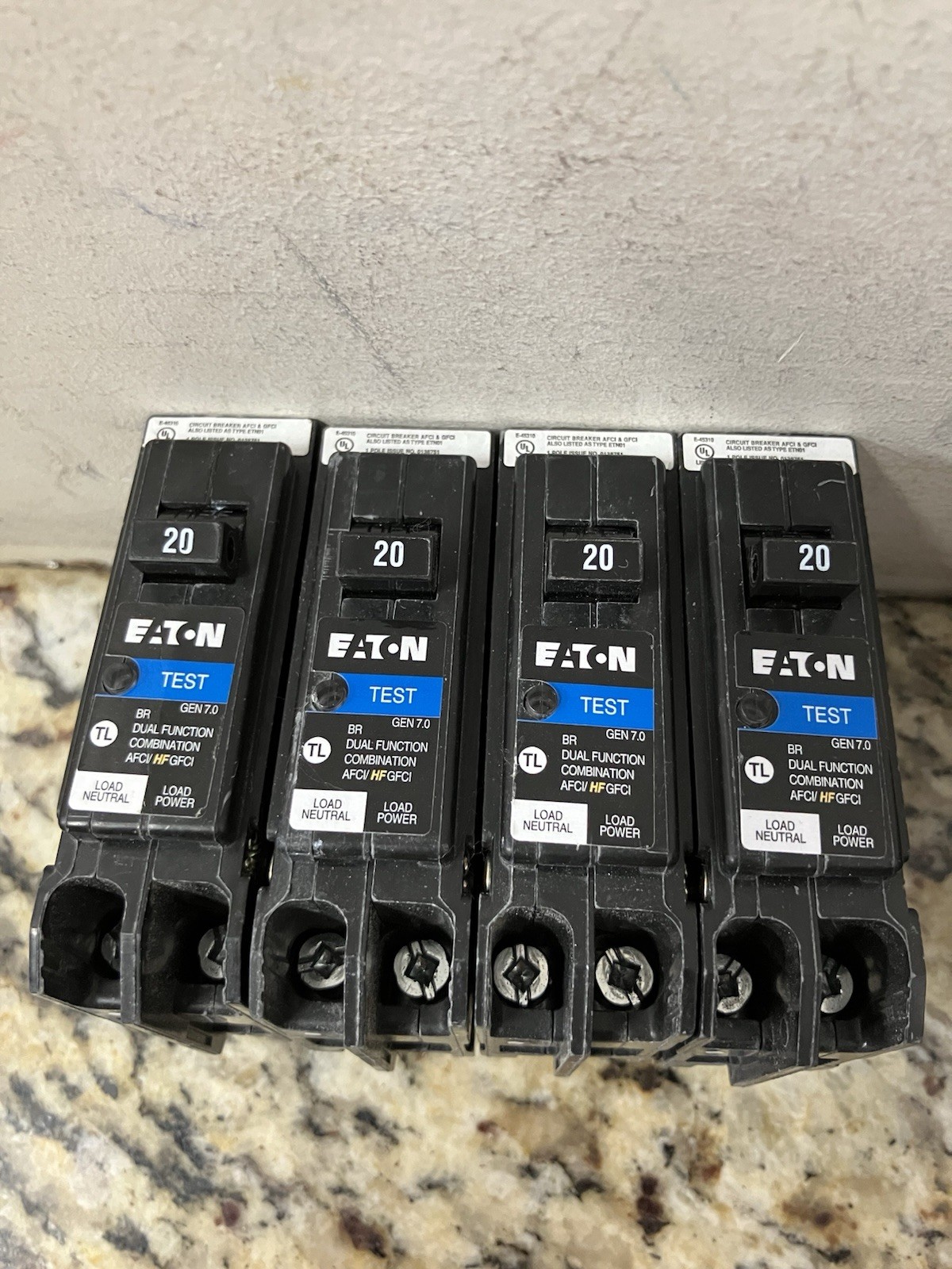 (4) Eaton BRP120DF 20 Amp 1 Pole BR AFCI/GFCI Dual Function Circuit Breaker