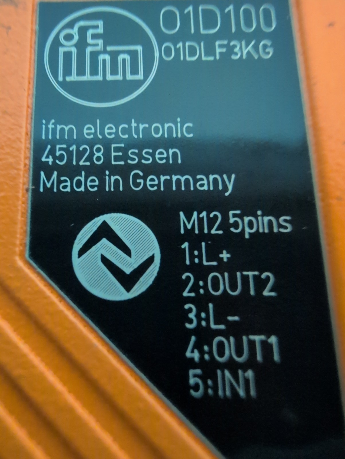 IFM O1D100 Photoelectric Distance Sensor 0.2-10m 18-30V O1DLF3KG