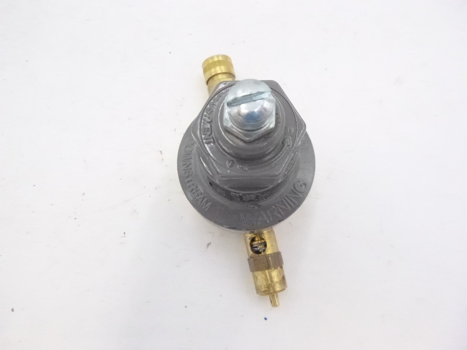Dixon 1/4″ Series 1 Cylinder Gas RTegulator without Gauge
