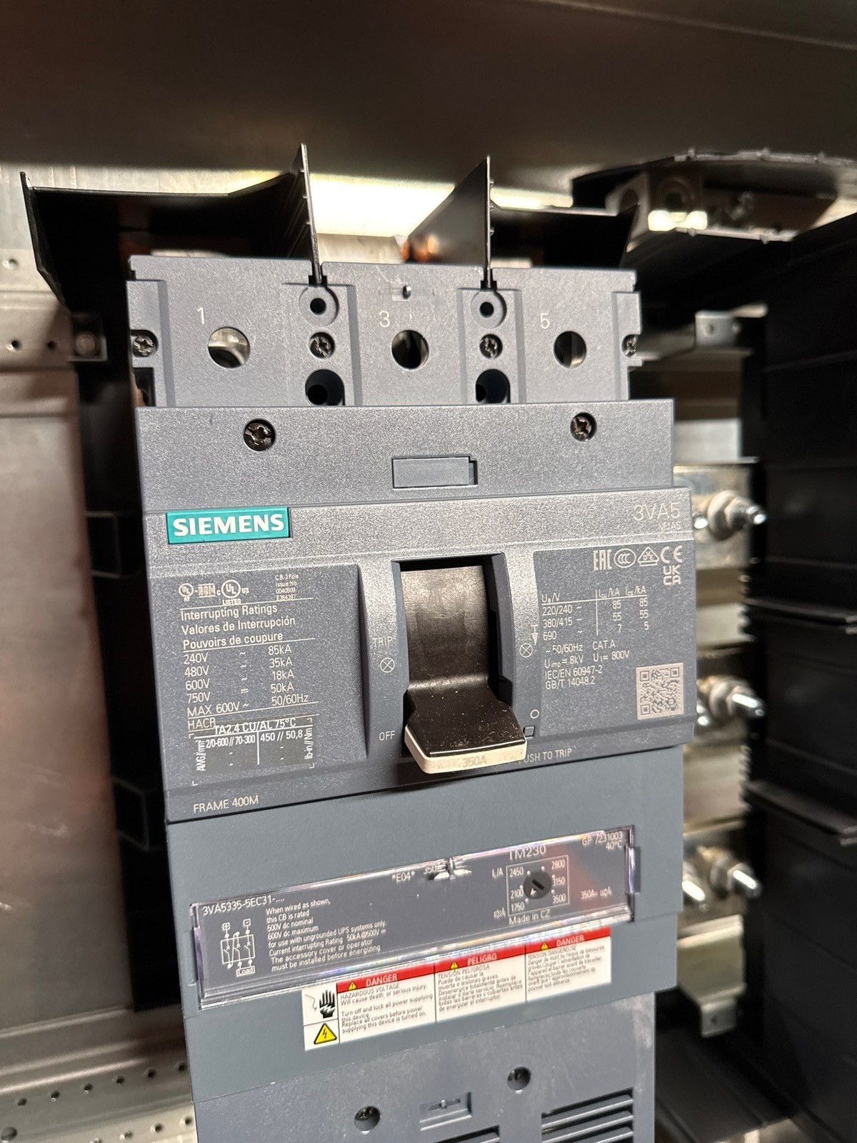 Siemens P3E80VE350ABS Panelboard P3 350A 480/277V 3PH 4W MCB Panel 350 Amp New