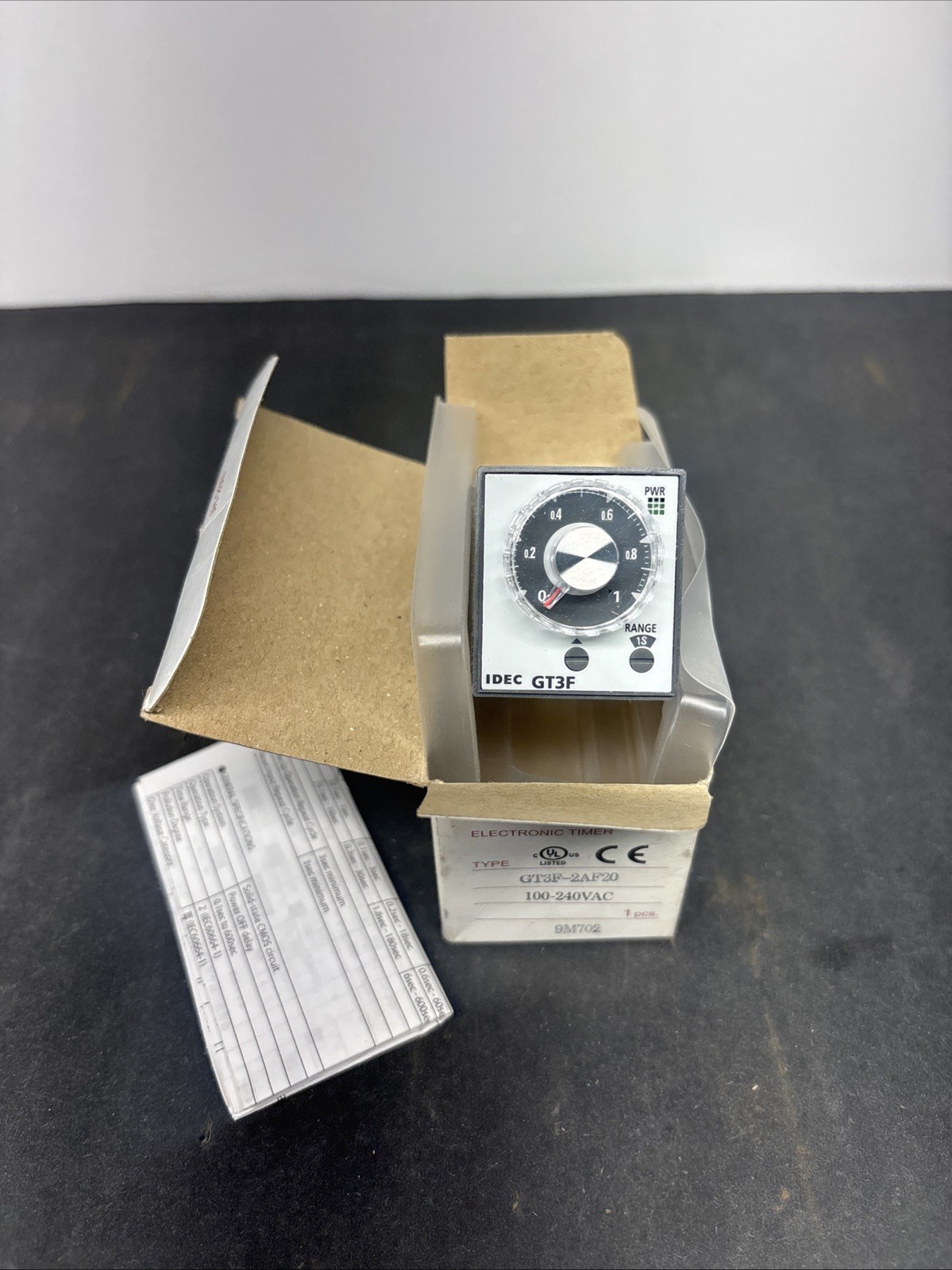 IDEC GT3F-2AF20 Electronic Timer 100-240VAC