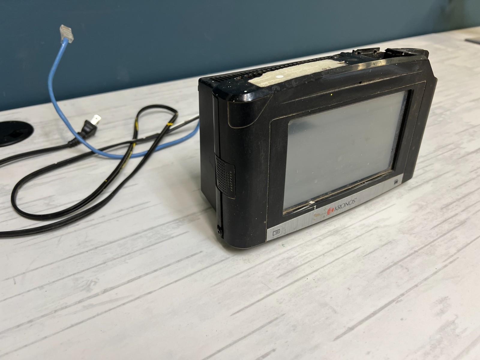 Kronos UKG InTouch 9000 8609000-028 – Hardware Only – No Warranty