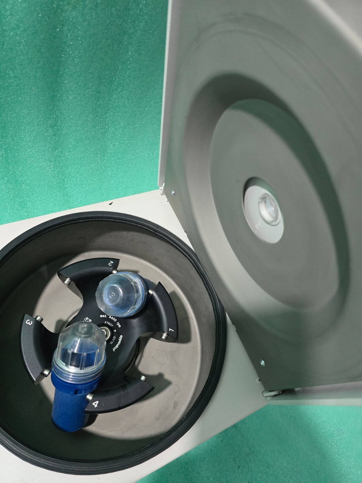 EmCyte PRP Laboratory Centrifuge Executive Series II 240V