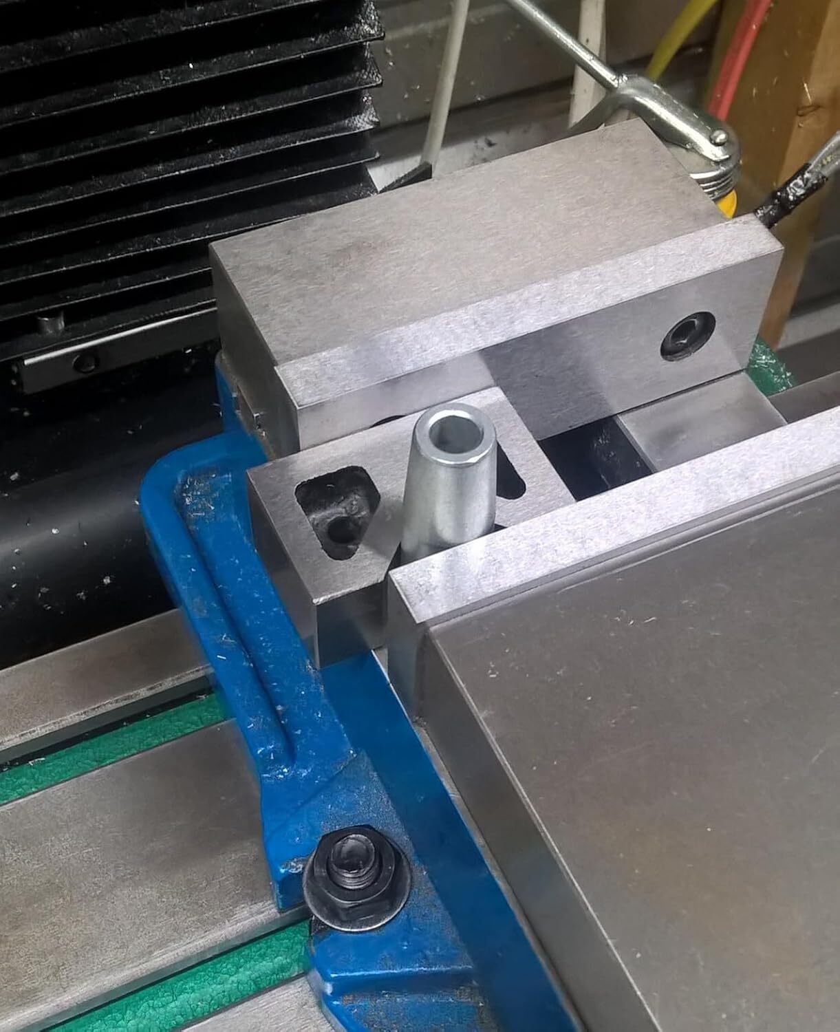 HFS(R) Cast Iron V Block Set (3 X 1-3/4 X 2-3/8 Inch)