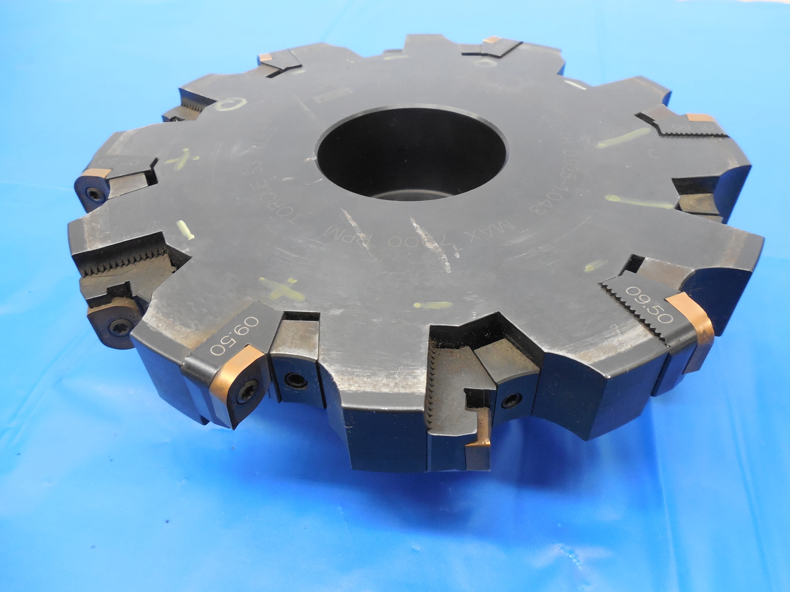 SANDVIK 203.2 mm O.D. SLOTTING MILL R331.32-203R38RM 38.1 mm PILOT 12 FL