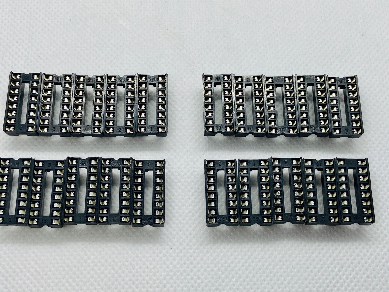 10-20 pcs 16 pin DIP IC Sockets Adaptor Solder Type Socket Dual Wipe Choose Qty