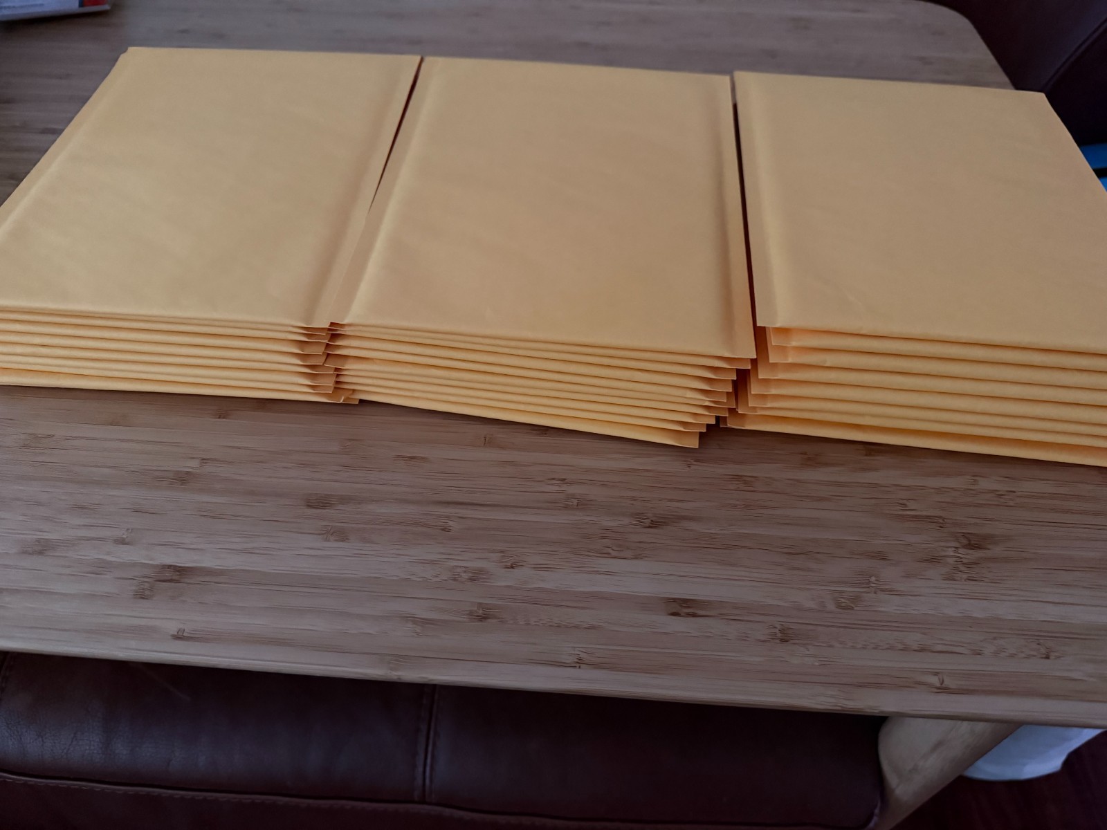 30 Pieces of 6.5″ x 9″ Craft Bubble Mailers