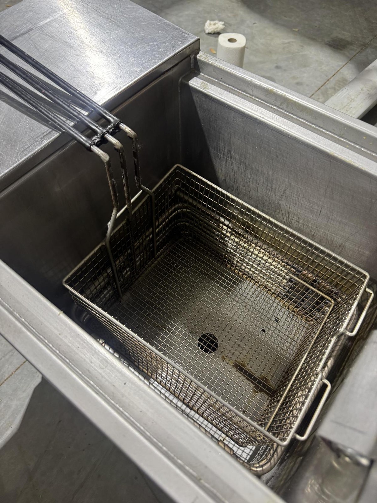 Henny Penny PFE-590 Electric Pressure Fryer Computron 8000