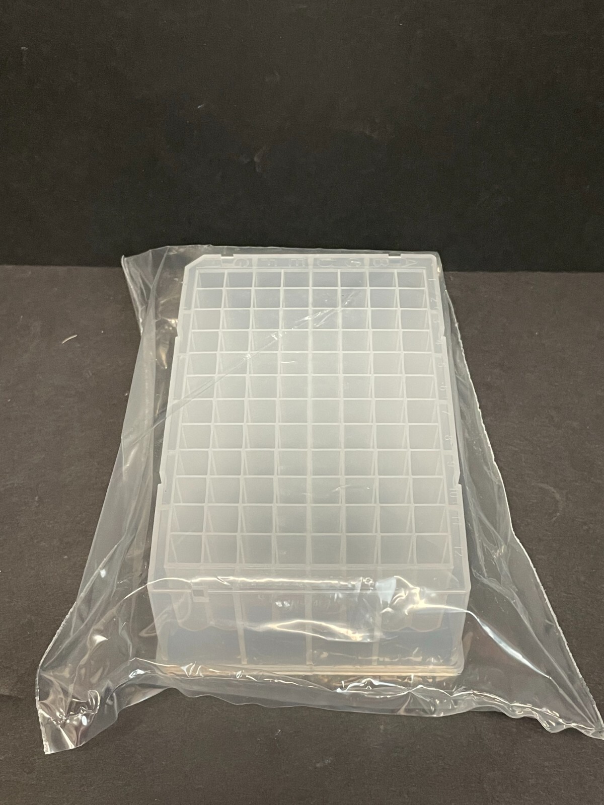 Thermo Scientific KingFisher Microplate 2.2 ml 96 Well Deep Well 50 Plates