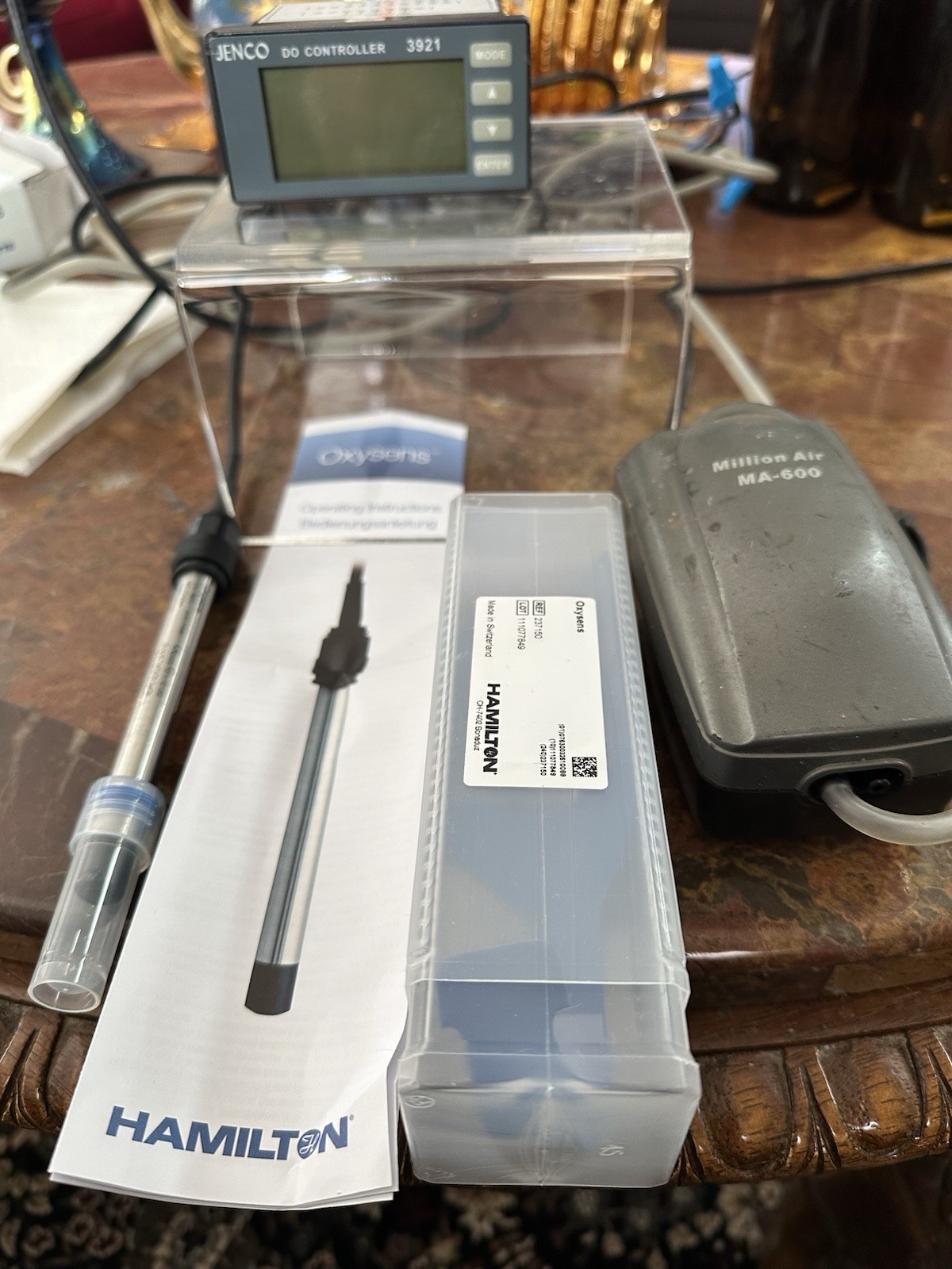 Hamilton OxySens DO Sensor 237150 + Jenco Dissolved Oxygen Controller + Air Pump