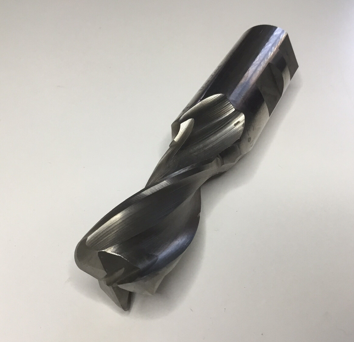 Weldon C 32-7, 1″ x 1″ x 2″ x 4.5” Corner Radius End Mill, 3-Flute, 0.190” Rad.