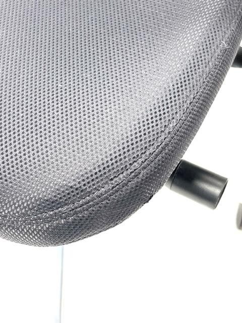 VITRA ID DARK BLUE MESH TASK CHAIR