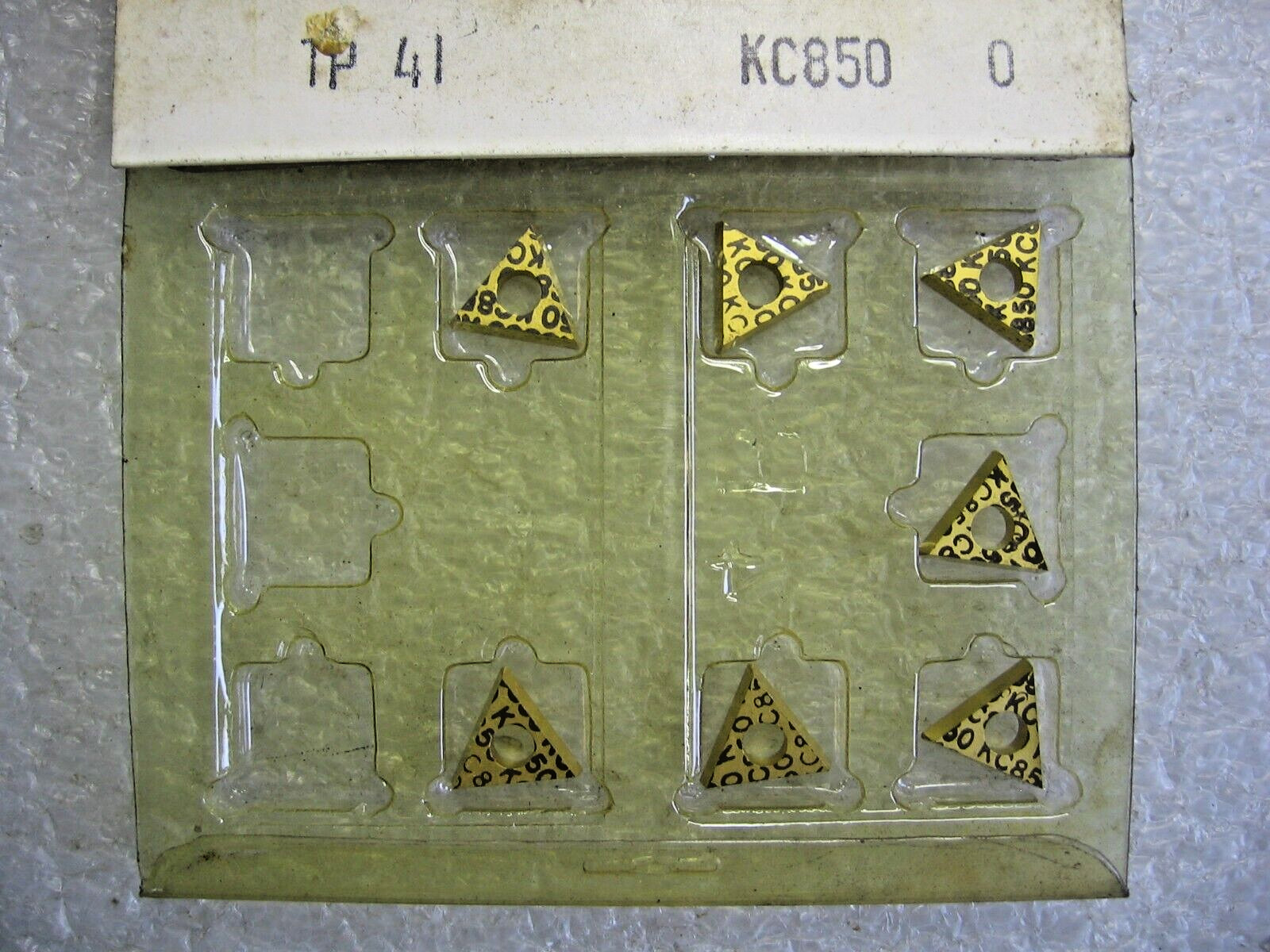 7 Pieces) Kennametal TP-41 KC850 Grade Carbide Turning Inserts TP41