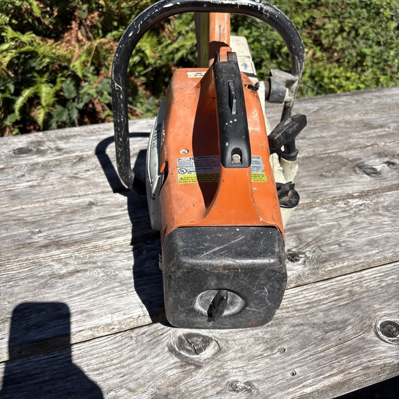 STIHL TS 400 Gasoline Handheld Cut-Off Concrete Saw, 14 in Max Blade Works Well