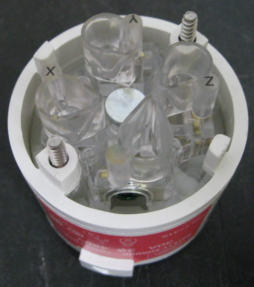 Hubbell HBL2731S Twist-Lock Plug 30A 480V