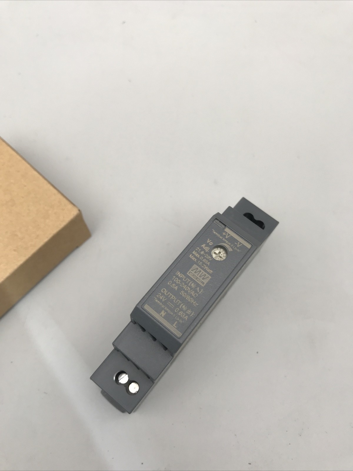 Mean Well HDR-15-24 15.2W 24V 0.63A Hat Rails Power Supply DIN RAIL New