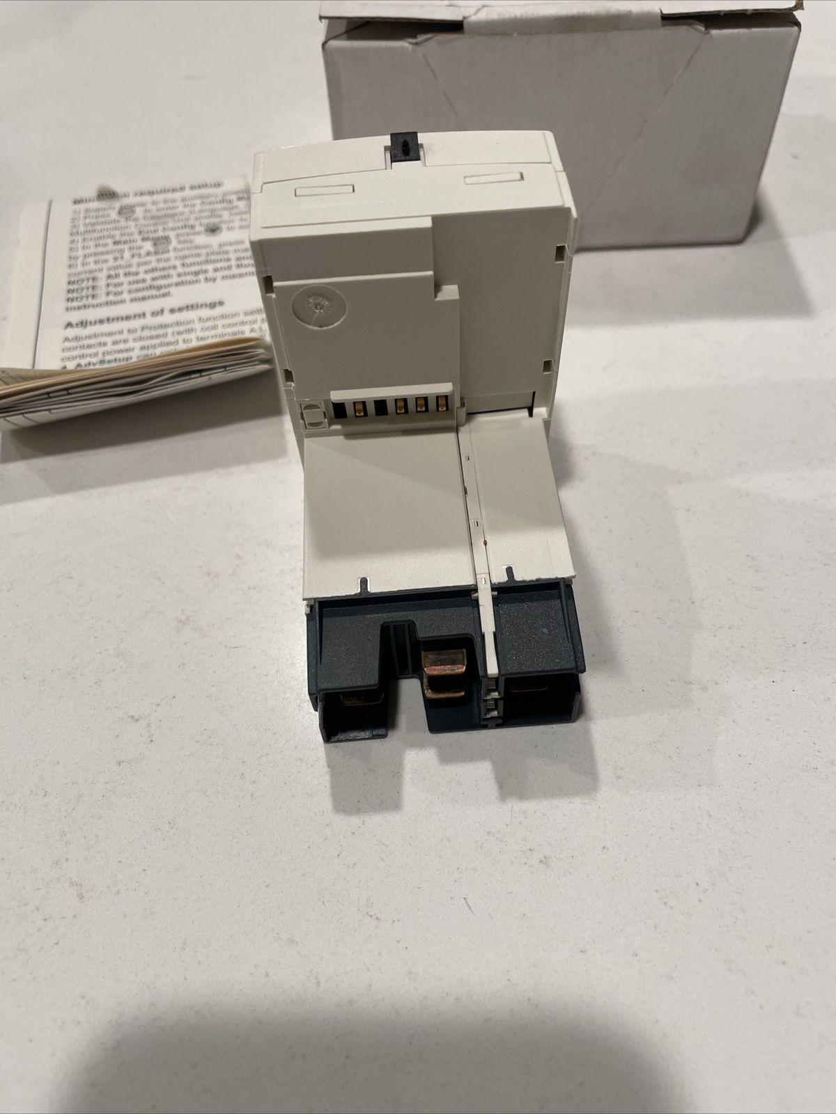 New Schneider Telemecanique LUCB05FU Advanced Control Unit