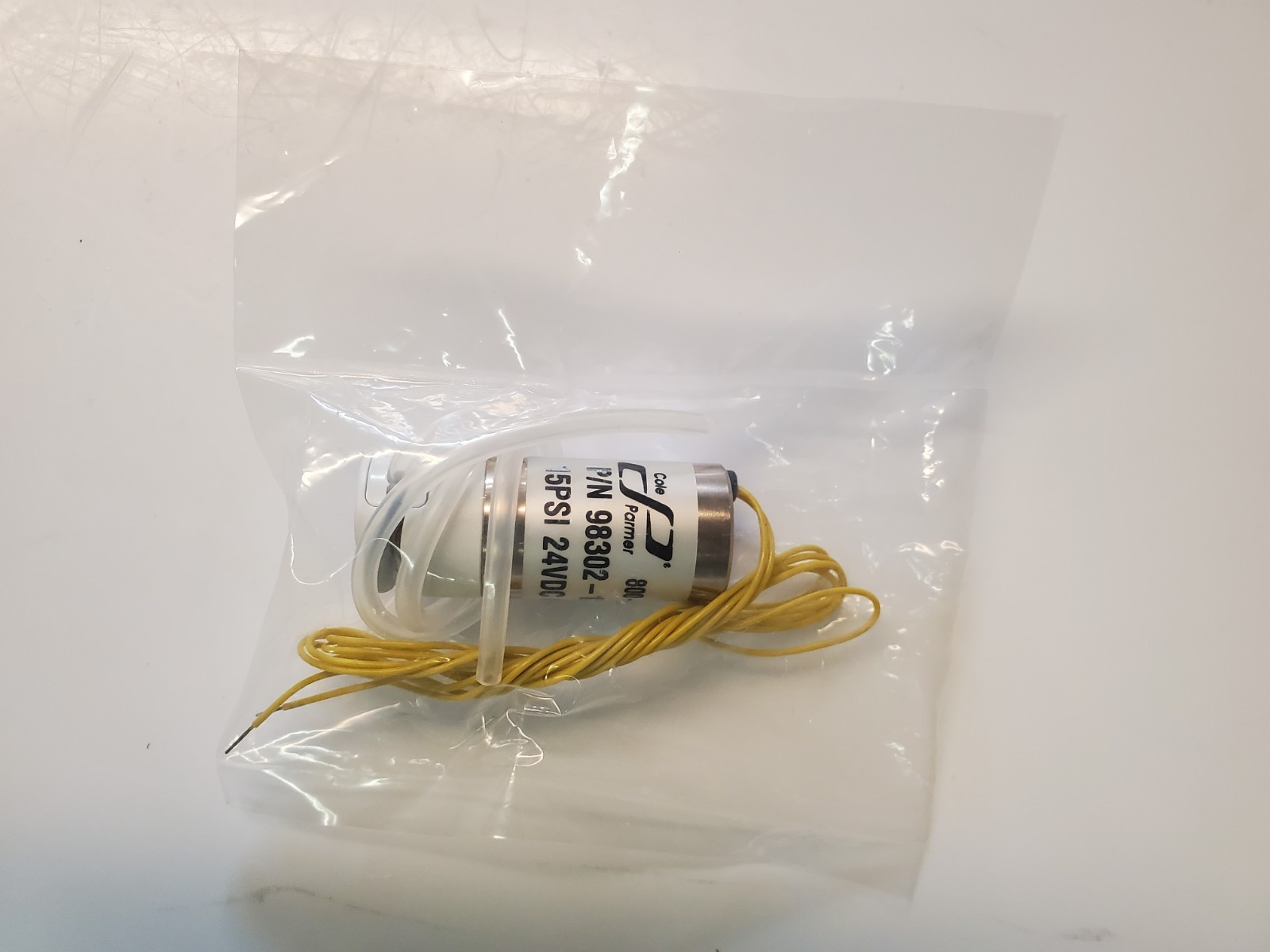 Cole-Parmer 98302-12 Masterflex Two-Way Normally Closed Solenoid Pinch Valve 24V