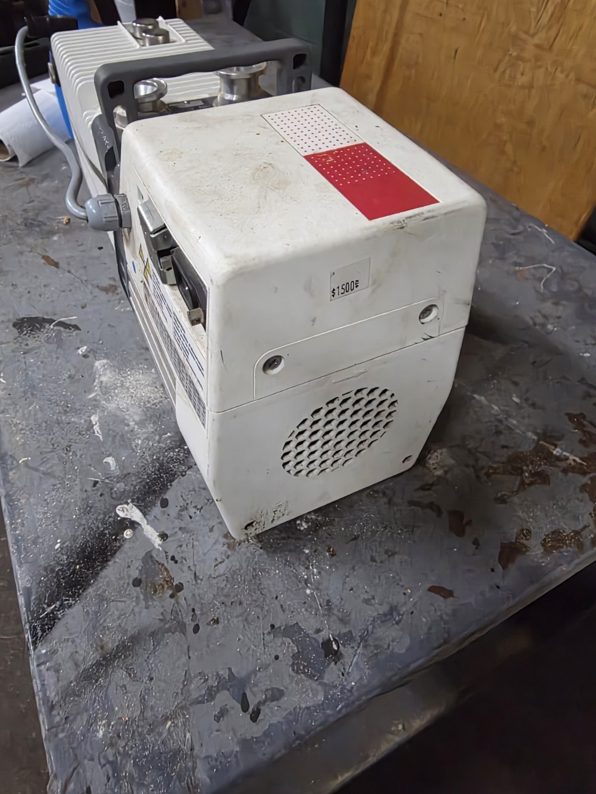 Pfeiffer Adixen 2021i Analytical Dual Stage Rotary Vane Vacuum Pump 100-120 V