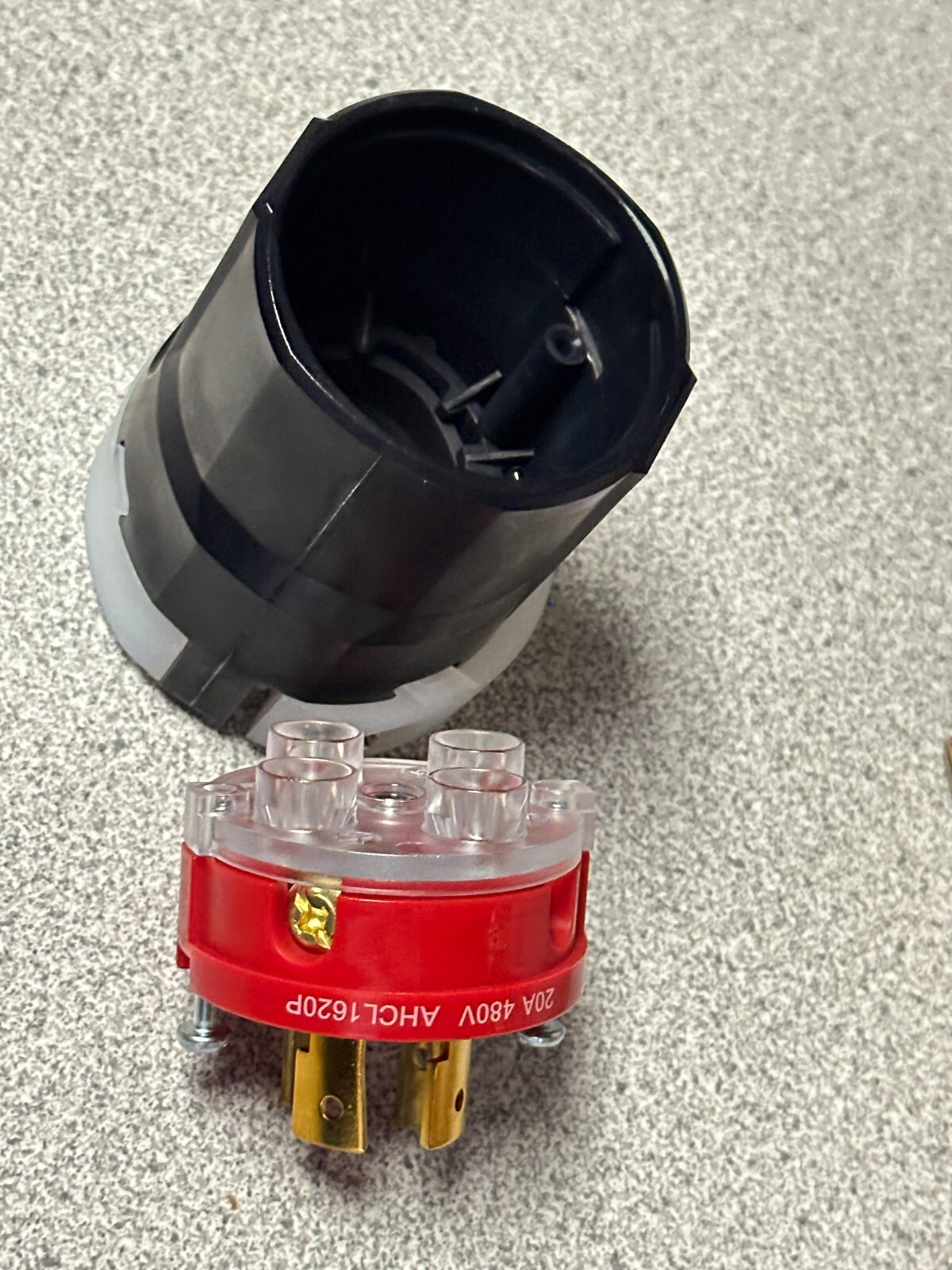 10 NEW Arrow Hart Eaton AHCL1620P Red Locking Ultra Grip Plugs 20A 480V L16-20P