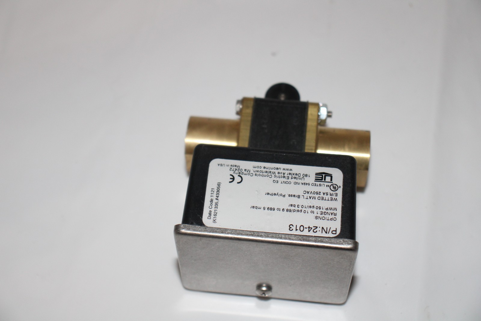 UE United Electric Controls Differential Pressure Switch 24-013 «BRAND NEW»