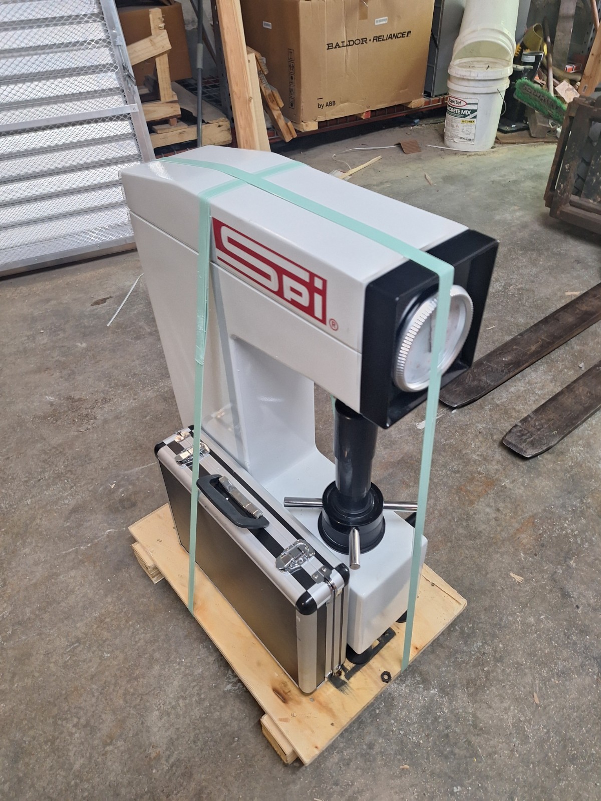 SPI Benchtop Rockwell Hardness Tester 15-817-0