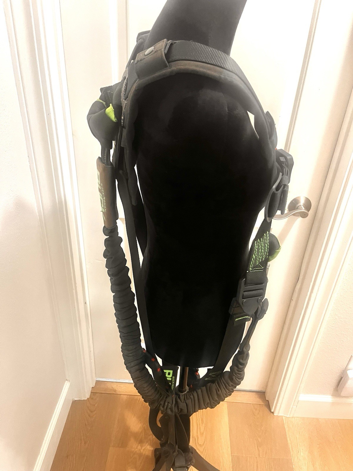 Buckingham Buck Safety Fall Harness w/Leg Straps Energy Absorbing Buckyard 2022