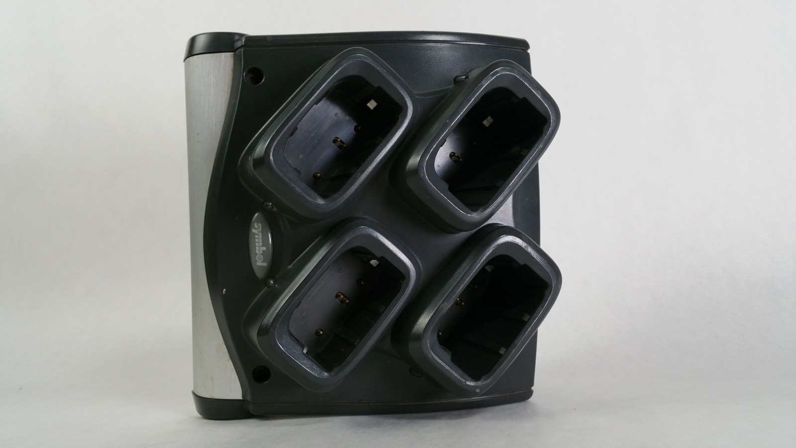 Symbol SAC9000-4000R 4-Bay Battery Charger For MC9000 Series Scanners