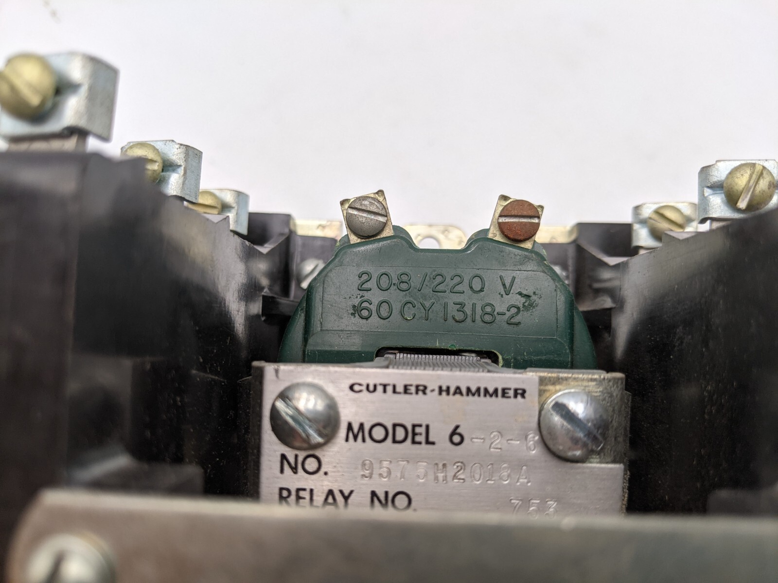 Cutler-Hammer 9575H2018 Relay 6 Normally Open 600V 10A Coil 208/220V 60 Cycles