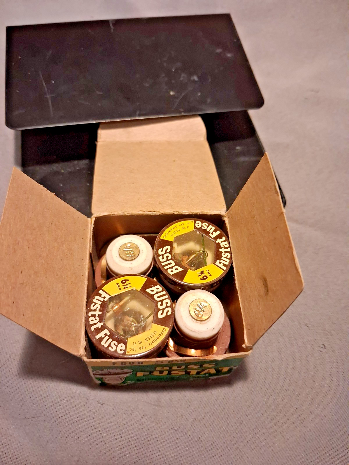 BUSS Fustat S6-1/4 – Vintage NOS 1 box of 4