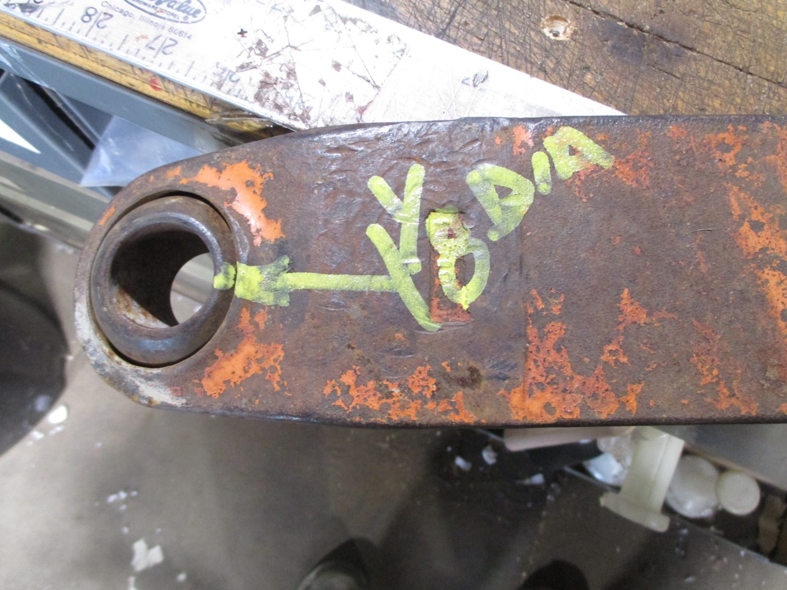 INTERNATIONAL 574, #529872R1, 3 POINT LIFT ARM USED ORIGINAL GOOD CONDITION