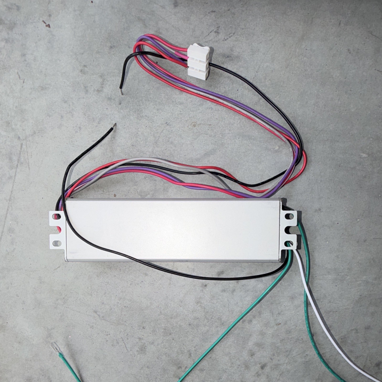 LinmoreLED DR125W-SL2 125W Isolated LED Driver 100-277Vac 23-38Vdc 3.09A