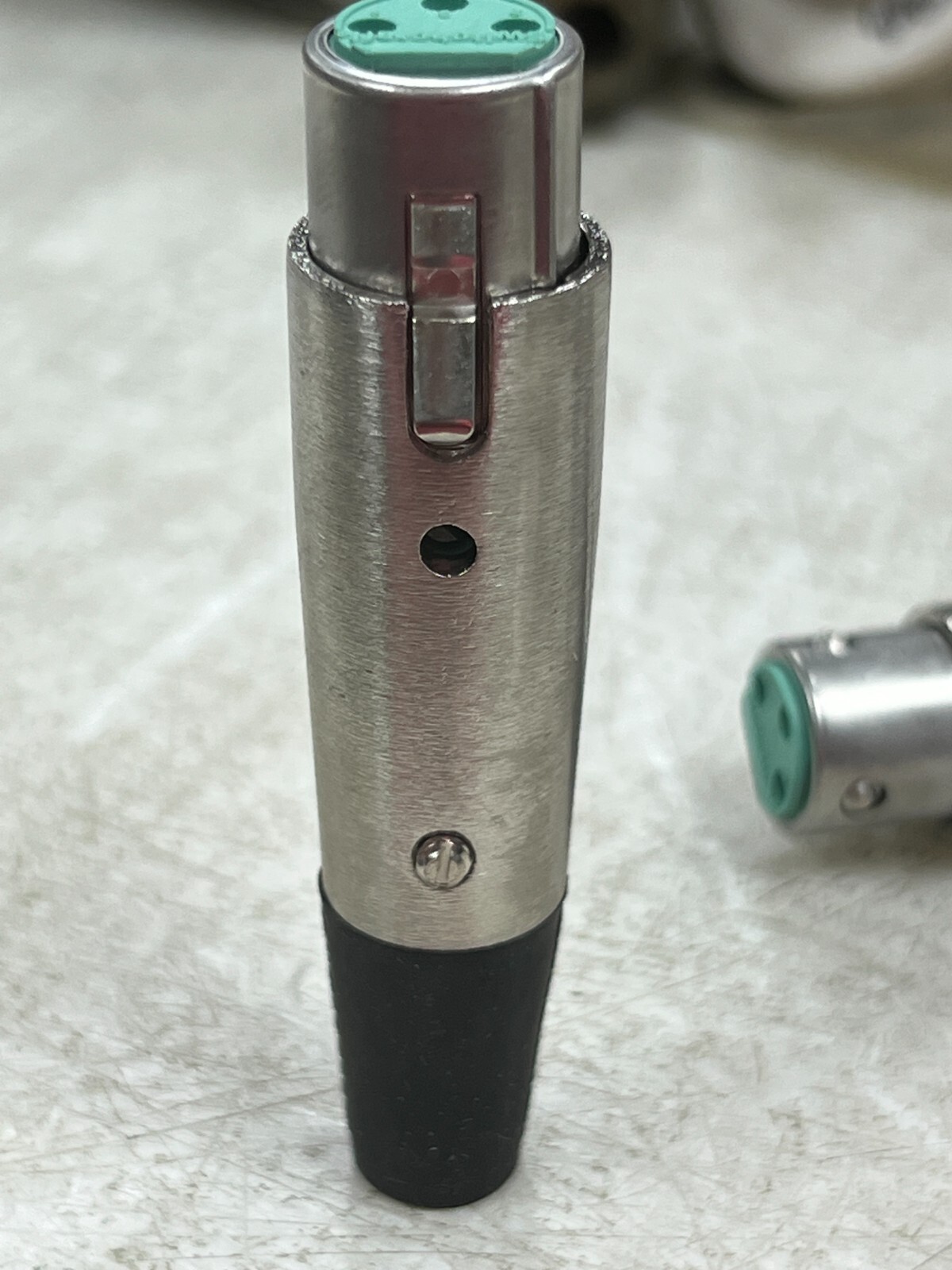 👀 2) NEW SWITCHCRAFT SERIES A 3-PIN XLR FEMALE CABLE MOUNT CONNECTOR A3F