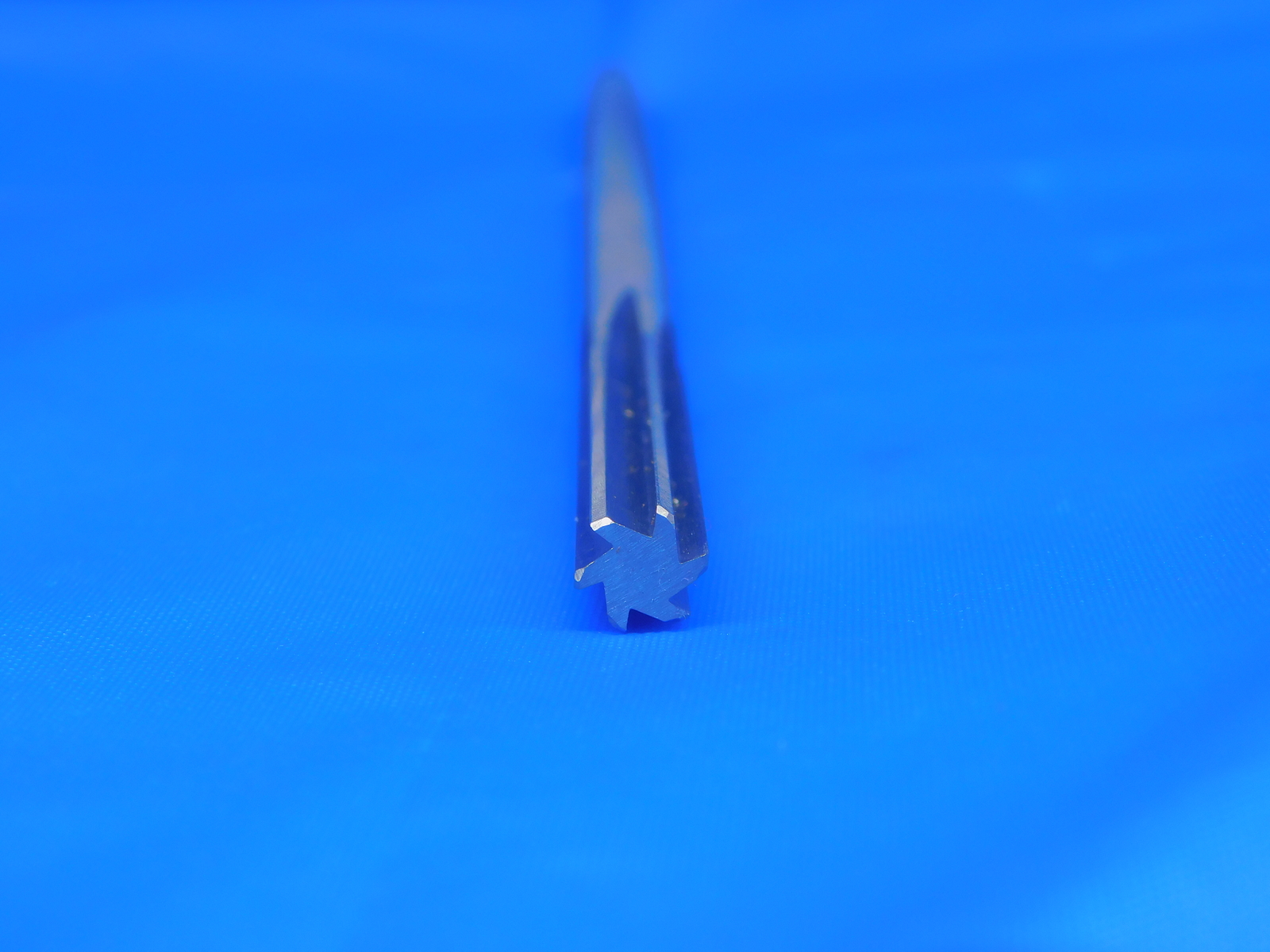 0.2362 O.D. HSS CHUCKING REAMER 6 FLUTE .2362 15/64 .2500 -.0138 6 mm