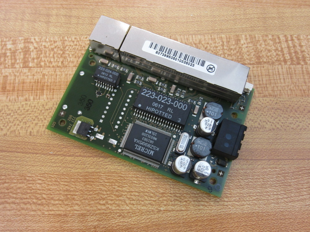 Part 737 748-002 Circuit Board 737 748-002/Z01G01