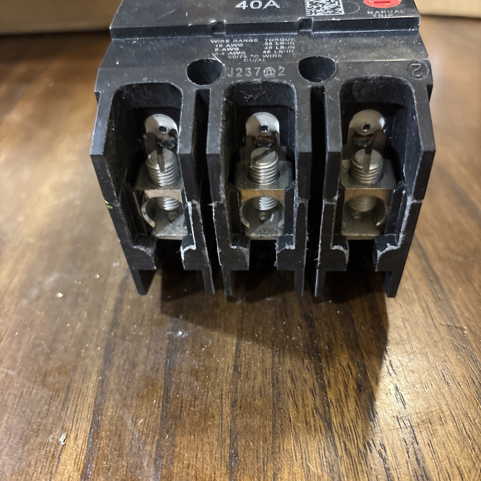 NOB – GE – TEY340 – Tey 3 Pole 40A Breaker